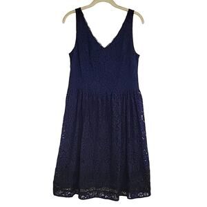 Luxe by Carmen Marc Valvo Lace Overlay Navy and Black Lace Lined Dress Size 12
